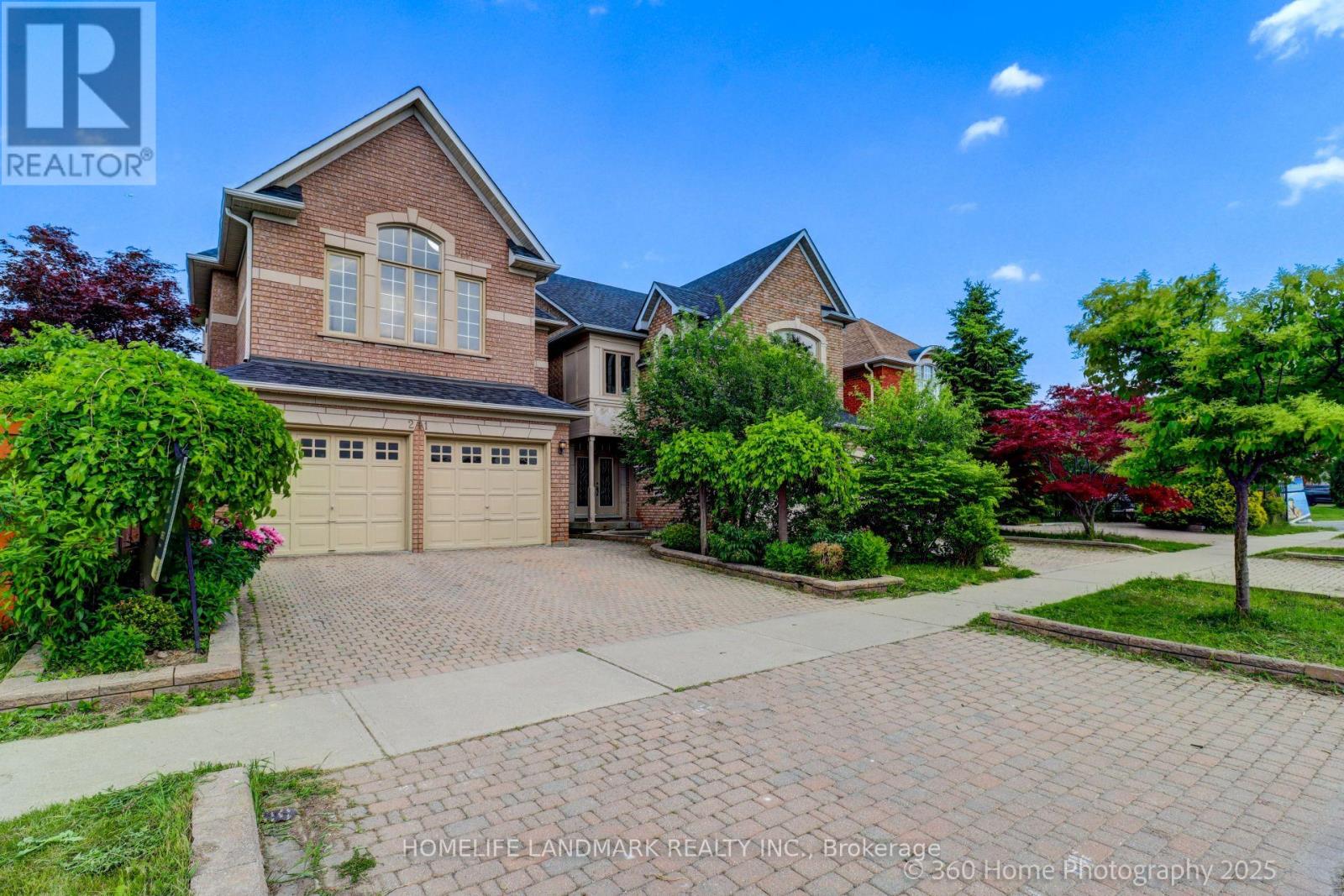 211 Frank Endean Road, Richmond Hill (Rouge Woods), Ontario  L4S 2C6 - Photo 2 - N12217762