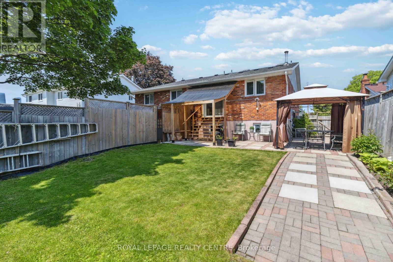 504 Galedowns Court, Mississauga (Mississauga Valleys), Ontario  L5A 3H9 - Photo 27 - W12217662