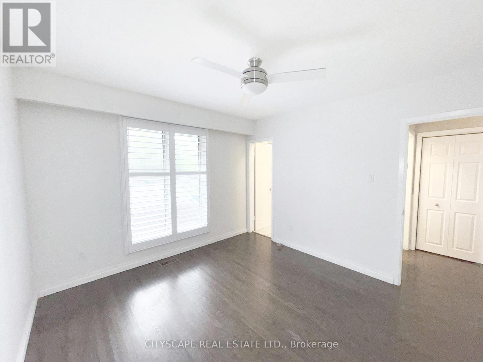 271 Cheltenham Road, Burlington (Appleby), Ontario  L7L 4H6 - Photo 19 - W12217675