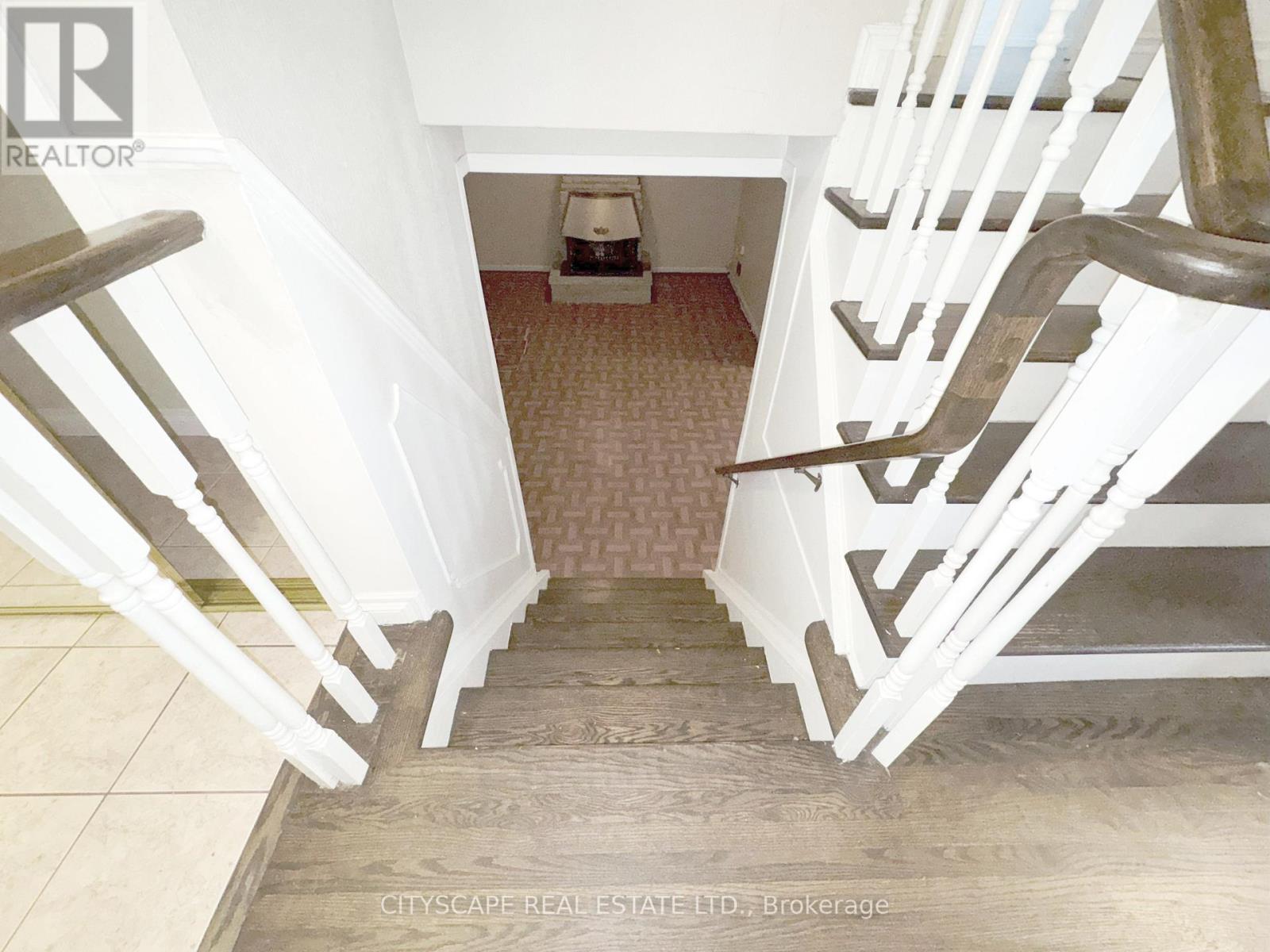 271 Cheltenham Road, Burlington (Appleby), Ontario  L7L 4H6 - Photo 28 - W12217675