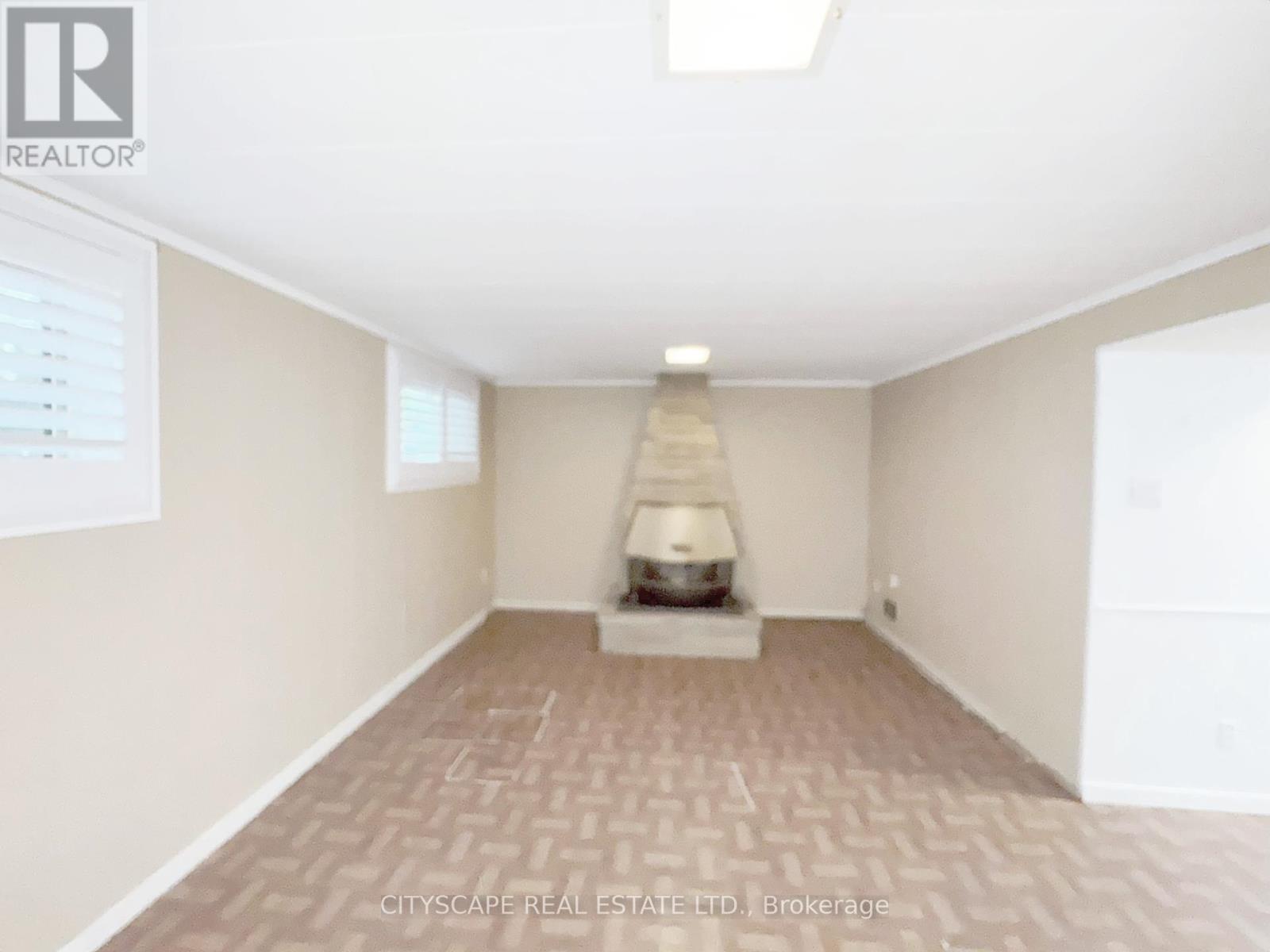 271 Cheltenham Road, Burlington (Appleby), Ontario  L7L 4H6 - Photo 29 - W12217675