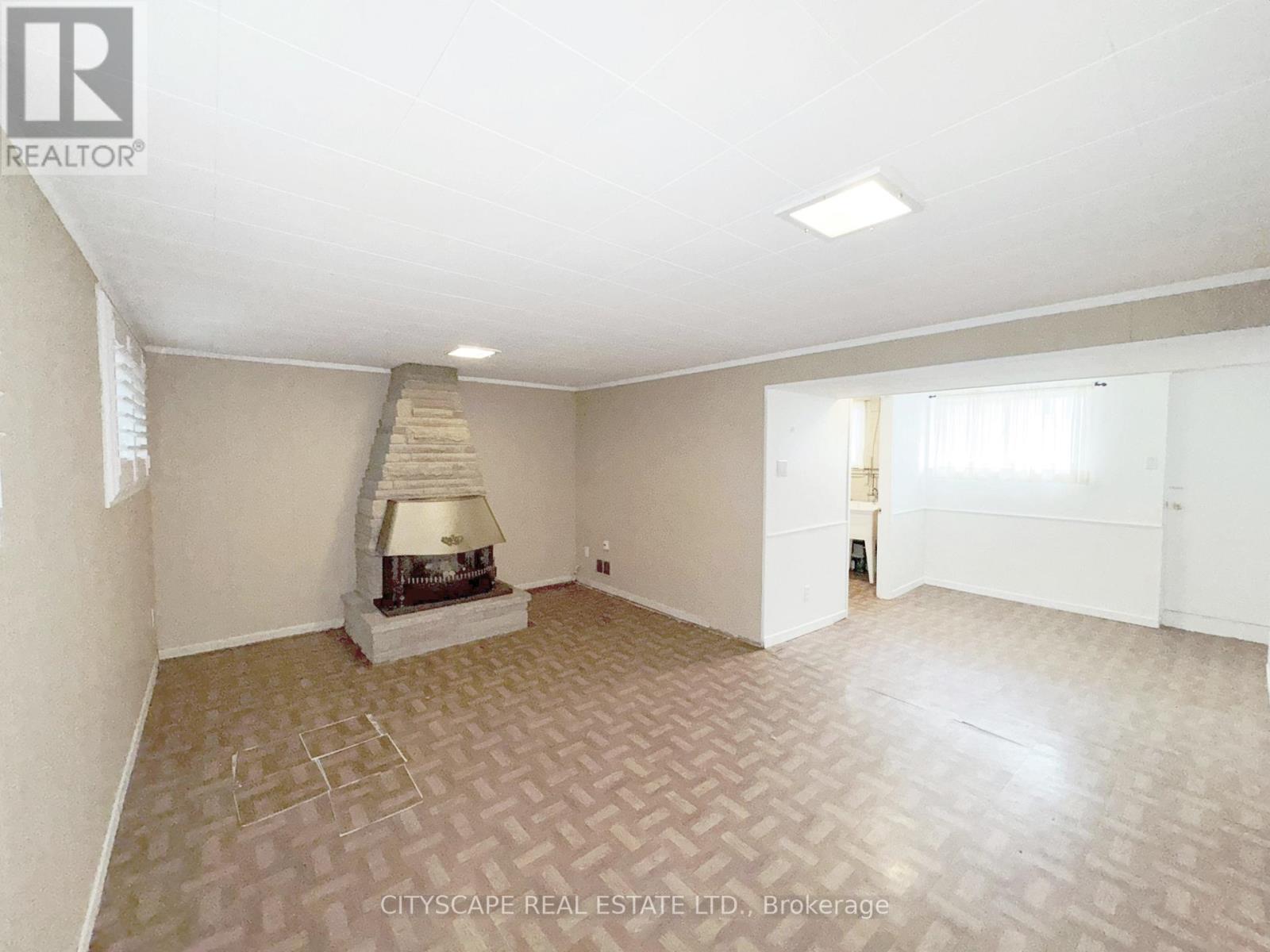 271 Cheltenham Road, Burlington (Appleby), Ontario  L7L 4H6 - Photo 30 - W12217675