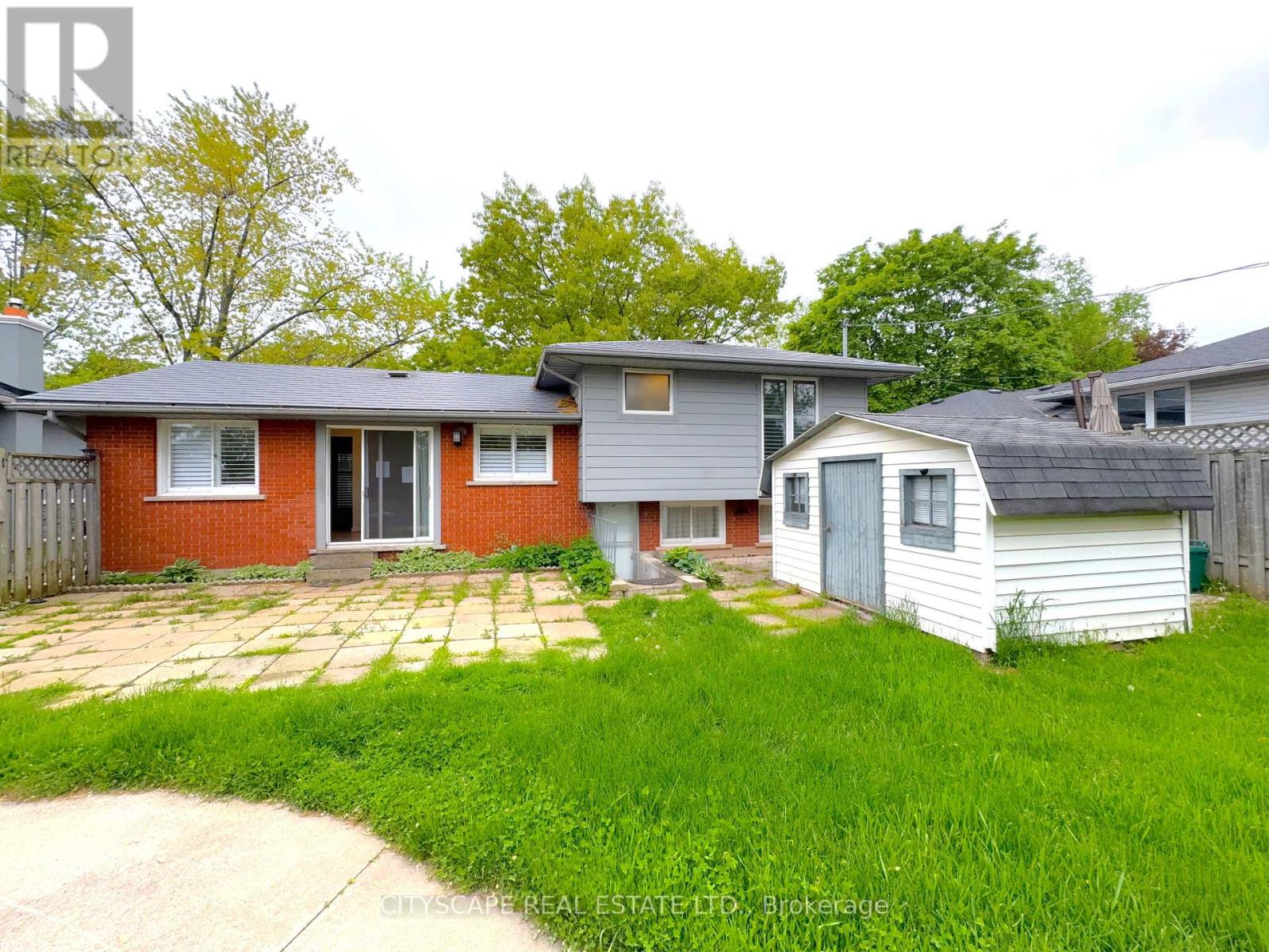 271 Cheltenham Road, Burlington (Appleby), Ontario  L7L 4H6 - Photo 35 - W12217675