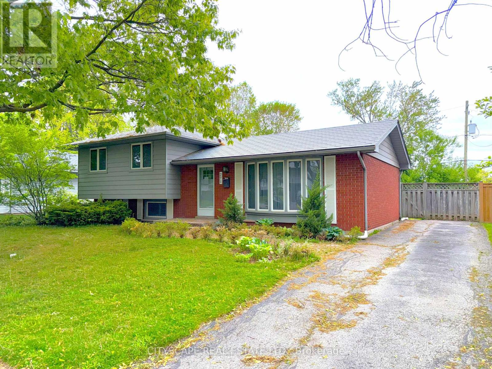 271 Cheltenham Road, Burlington (Appleby), Ontario  L7L 4H6 - Photo 4 - W12217675