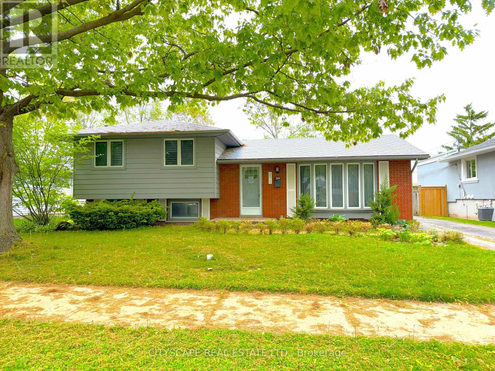 271 Cheltenham Road, Burlington (Appleby), Ontario  L7L 4H6 - Photo 5 - W12217675