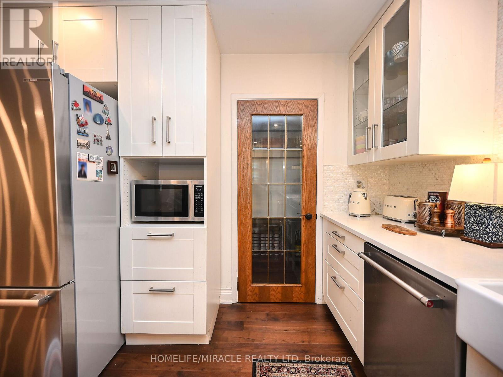 1360 Glen Rutley Circle, Mississauga (Applewood), Ontario  L4X 1Z6 - Photo 30 - W12217699