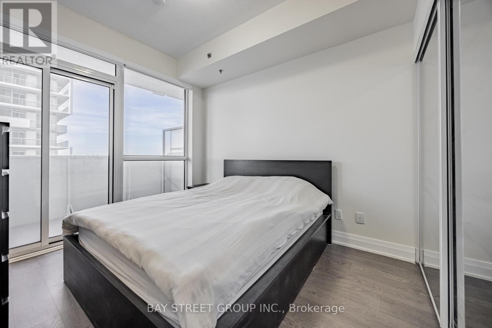 1201 - 55 Speers Road, Oakville (Qe Queen Elizabeth), Ontario  L6K 0H9 - Photo 22 - W12217701