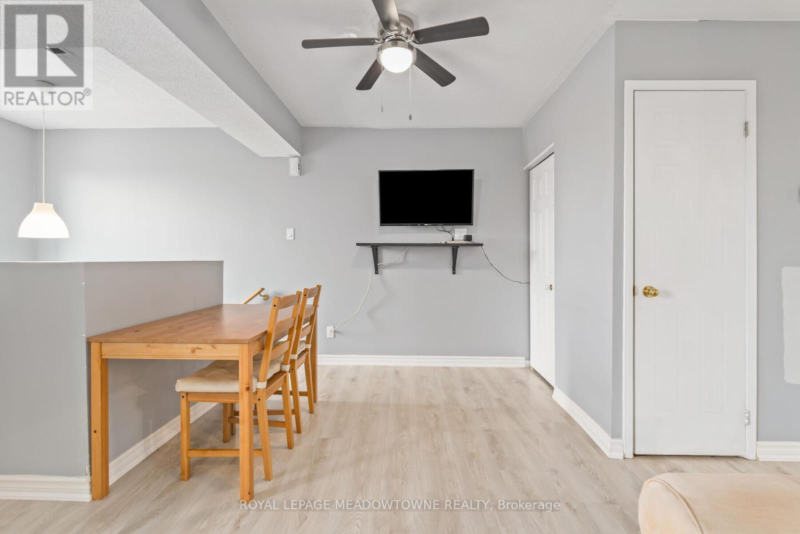 24 - 42a Stewart Maclaren Road, Halton Hills (Georgetown), Ontario  L7G 5L9 - Photo 6 - W12217715