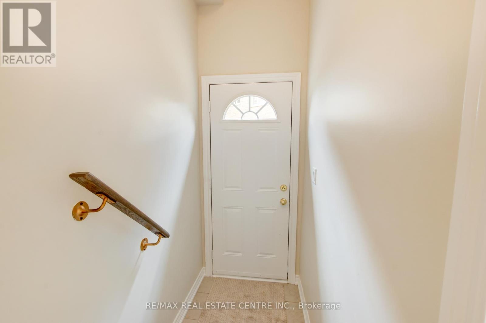 7 Rabbit Run Way, Brampton, Ontario  L6Z 0J2 - Photo 11 - W12217727