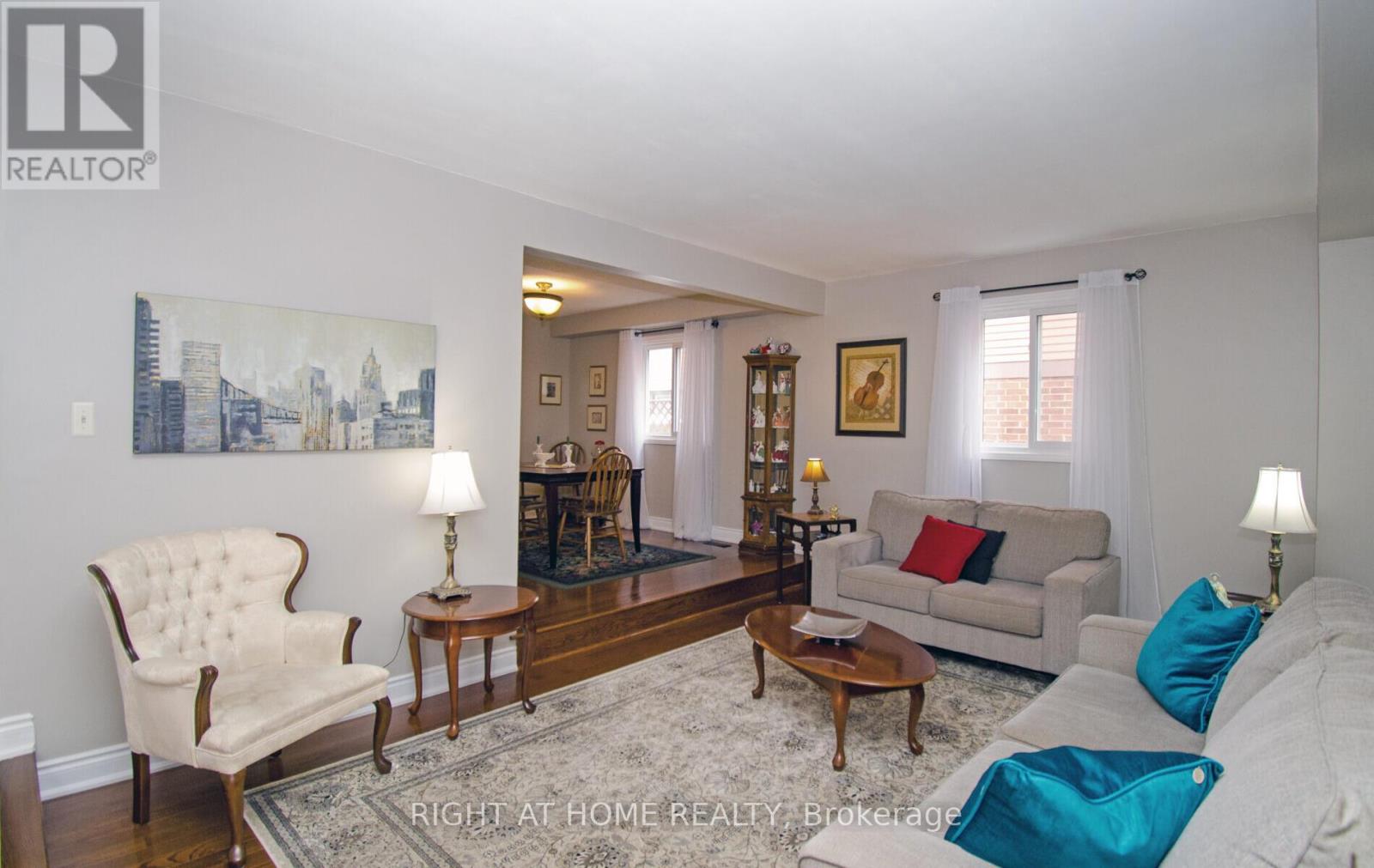 54 Ferguson Place, Brampton (Fletcher's West), Ontario  L6Y 2S9 - Photo 7 - W12217737