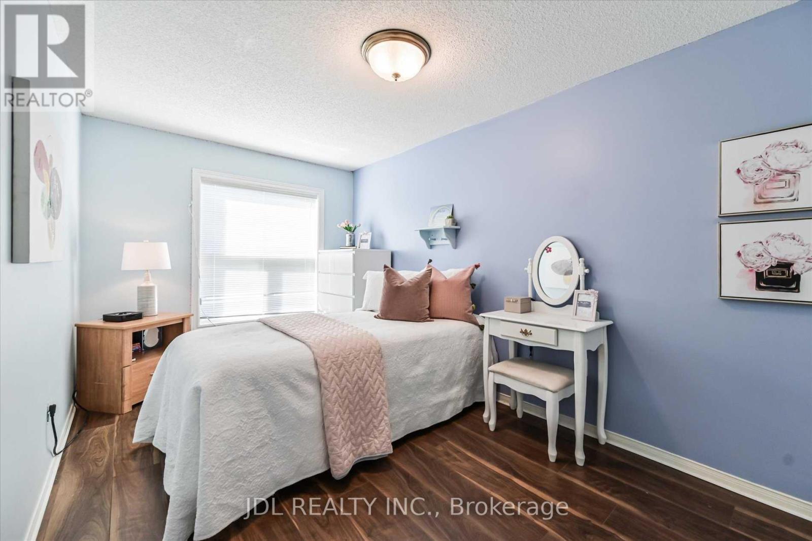 4 - 1500 Reeves Gate, Oakville, Ontario  L6M 3J4 - Photo 21 - W12217741