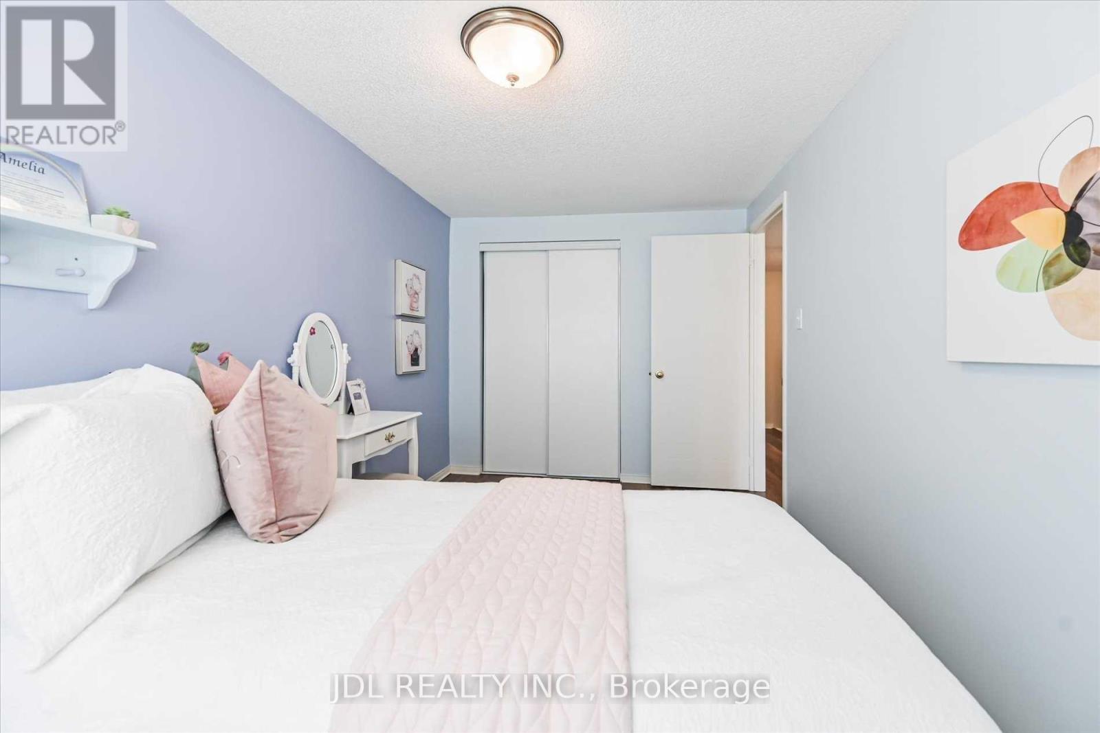 4 - 1500 Reeves Gate, Oakville, Ontario  L6M 3J4 - Photo 22 - W12217741