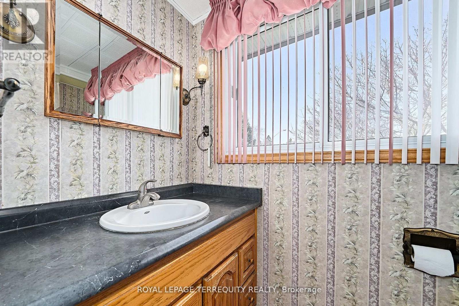 32 O'dell Court, Ajax, Ontario  L1S 2W7 - Photo 25 - E12158626