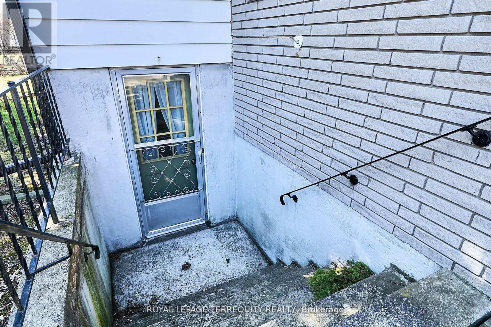 32 O'dell Court, Ajax, Ontario  L1S 2W7 - Photo 28 - E12158626