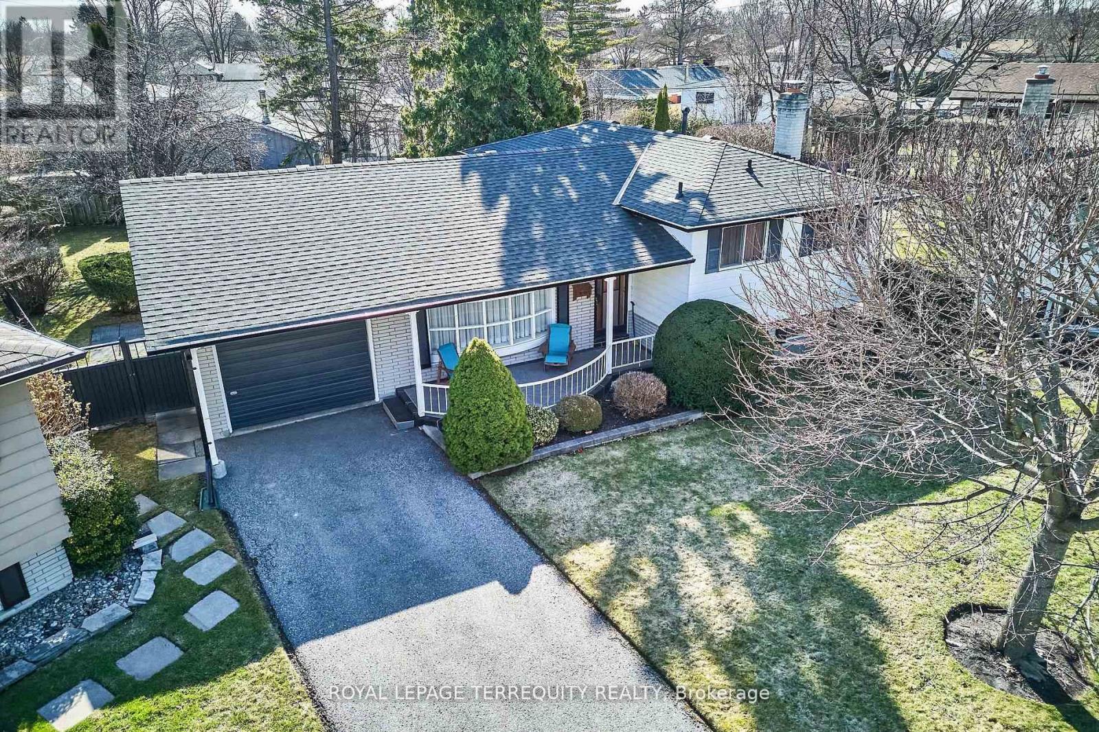 32 O'dell Court, Ajax, Ontario  L1S 2W7 - Photo 3 - E12158626