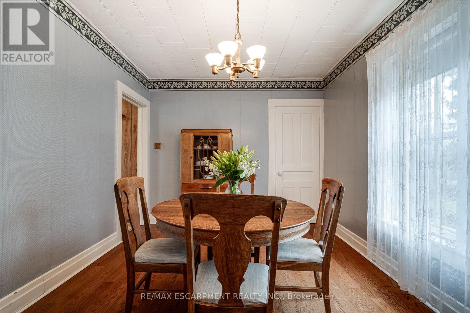 52 Ellis Street, Norfolk, Ontario  N0E 1M0 - Photo 21 - X12217702