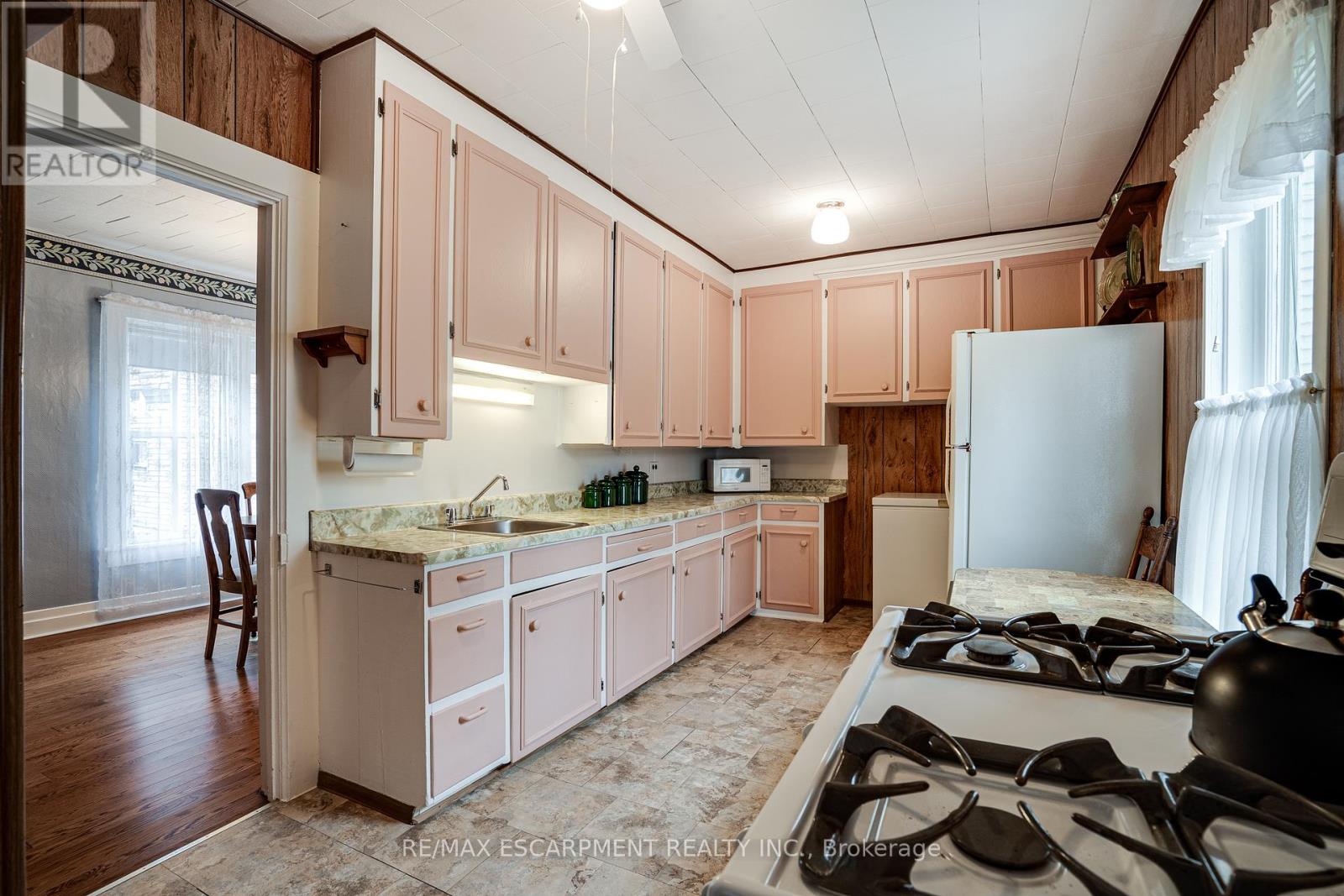 52 Ellis Street, Norfolk, Ontario  N0E 1M0 - Photo 23 - X12217702