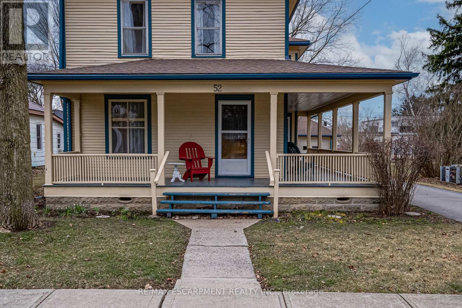 52 Ellis Street, Norfolk, Ontario  N0E 1M0 - Photo 3 - X12217702