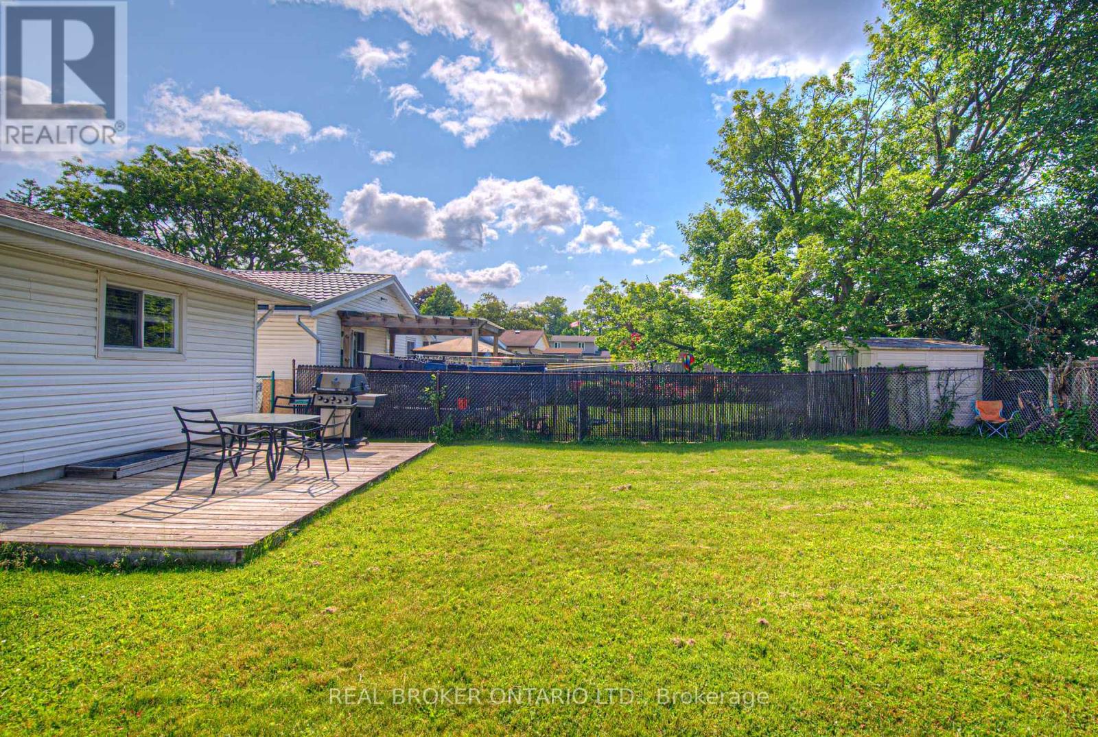 119 Kingswood Drive, Kitchener, Ontario  N2E 1B2 - Photo 23 - X12217722