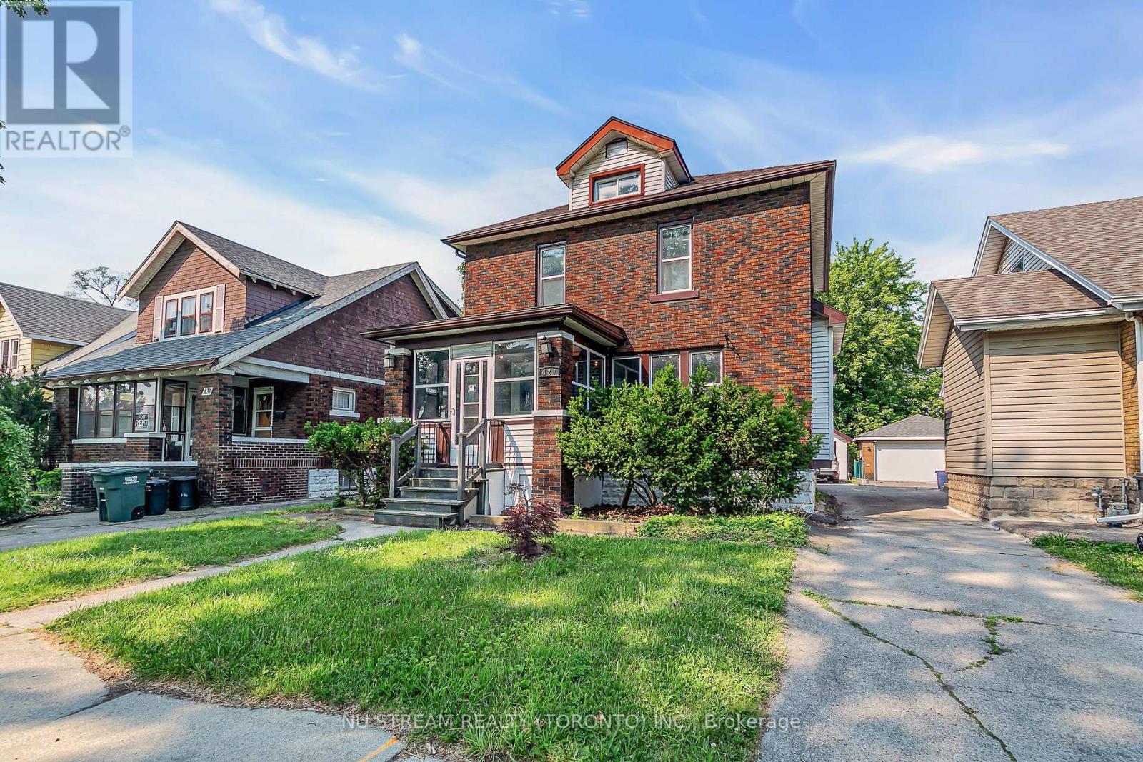 427 Indian Road, Windsor, Ontario  N9C 2M3 - Photo 3 - X12217731