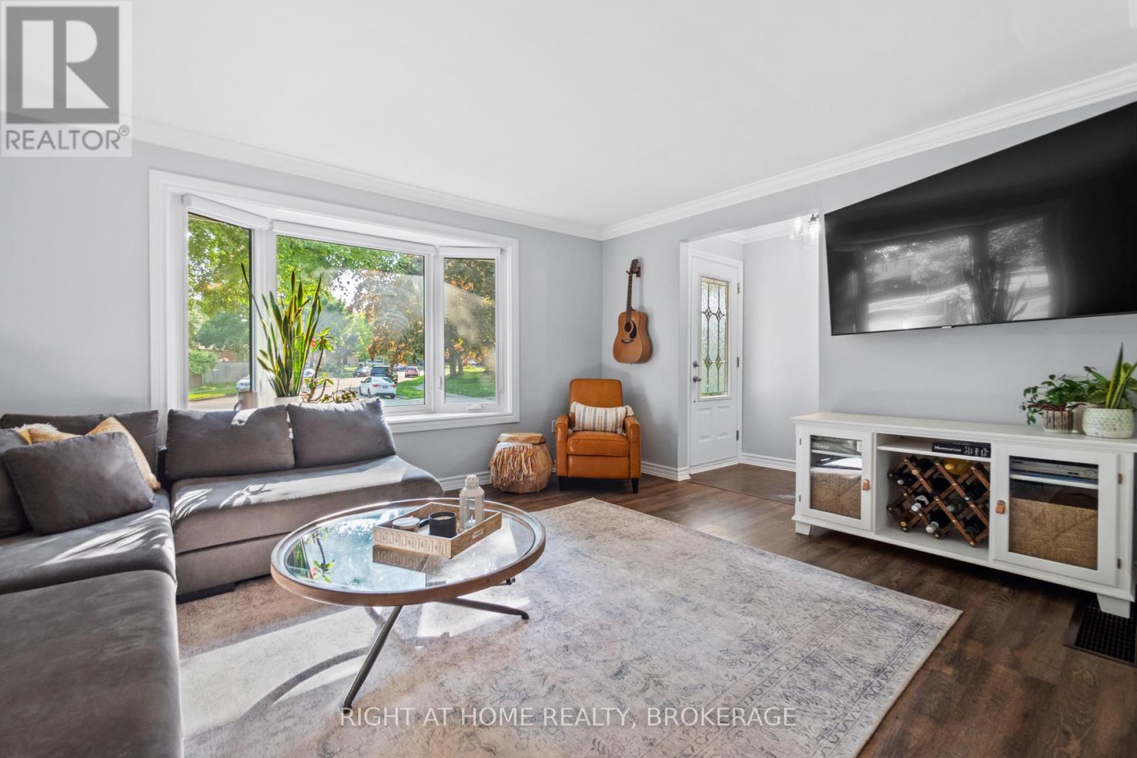 19 Beechwood Road, Cambridge, Ontario  N1S 3S1 - Photo 5 - X12217743