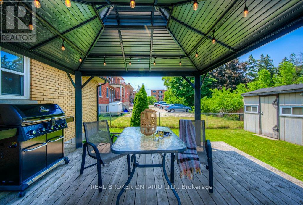 1212 Queen's Boulevard, Kitchener, Ontario  N2M 1C3 - Photo 40 - X12217756