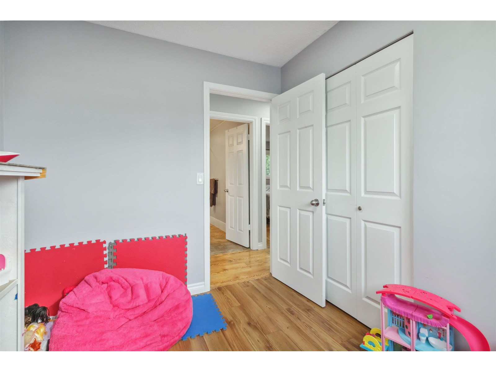 8702 Broadway Street, Chilliwack Proper South, Chilliwack, British Columbia  V2P 5V6 - Photo 14 - R3014608
