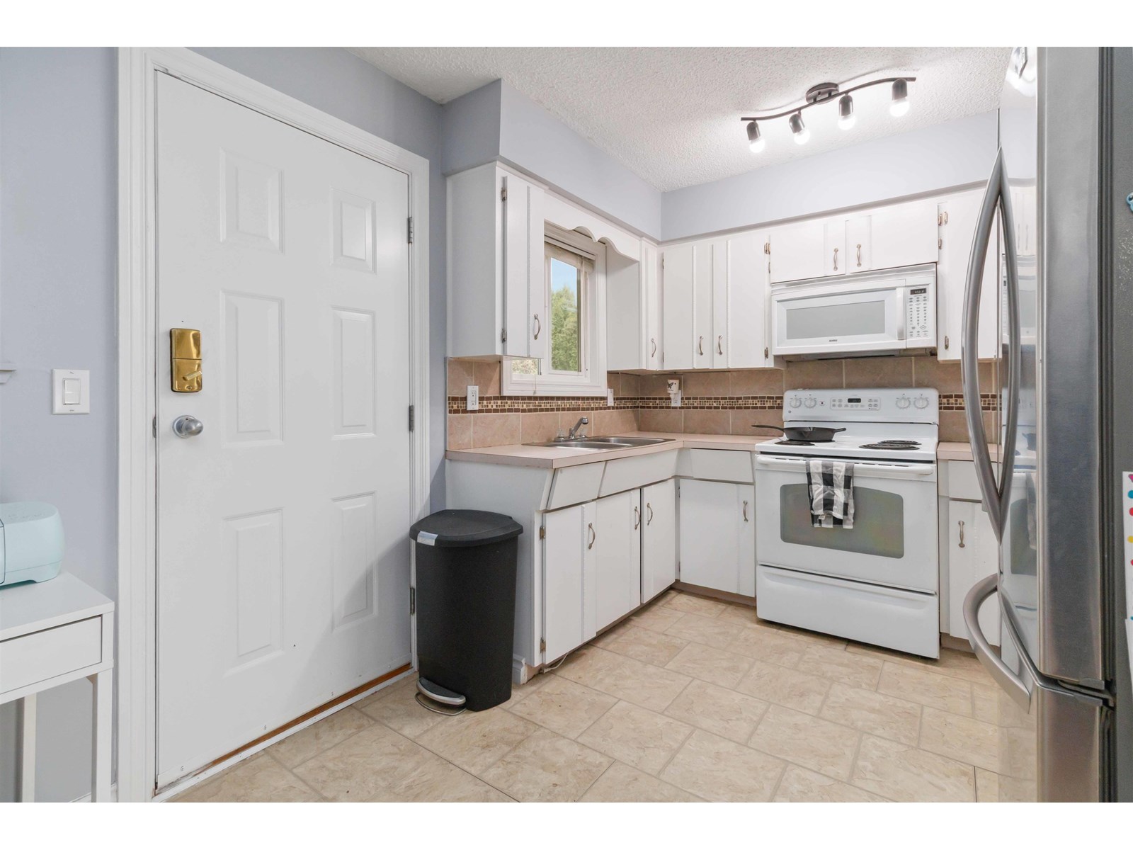 8702 Broadway Street, Chilliwack Proper South, Chilliwack, British Columbia  V2P 5V6 - Photo 23 - R3014608