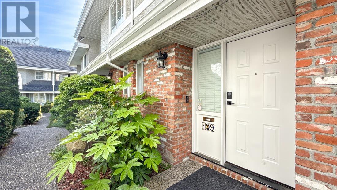 109 216 E 6th Street, North Vancouver, British Columbia  V7L 1P5 - Photo 4 - R3015090