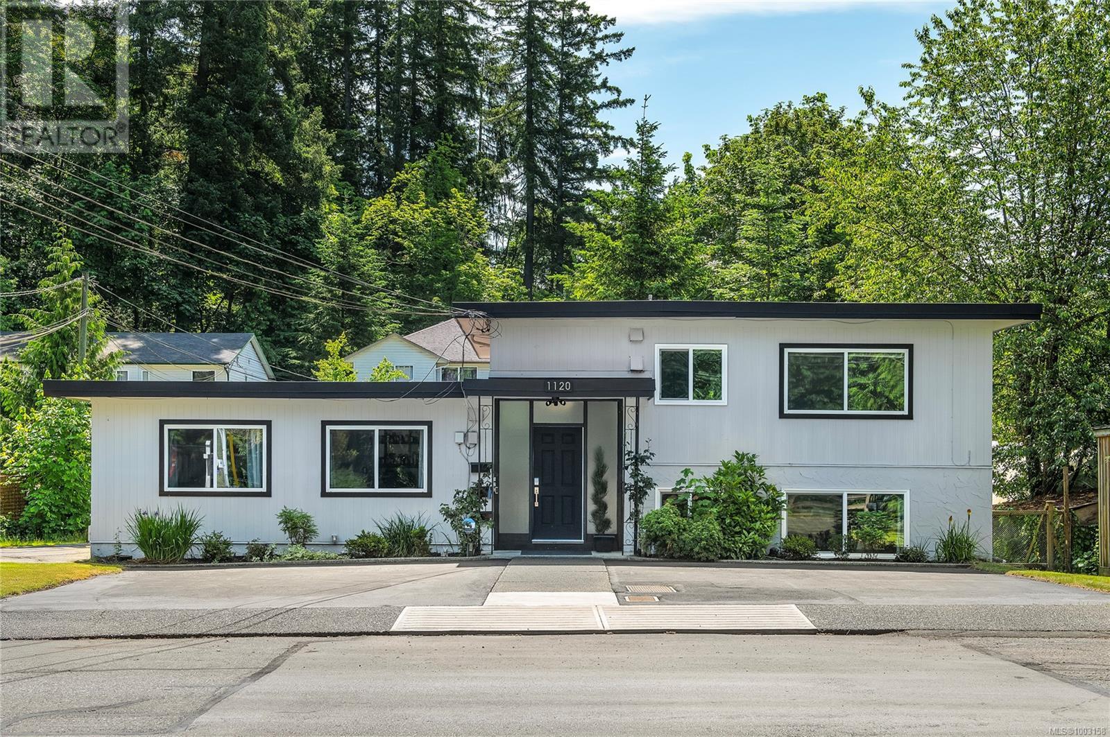 1120 First St, Courtenay, British Columbia