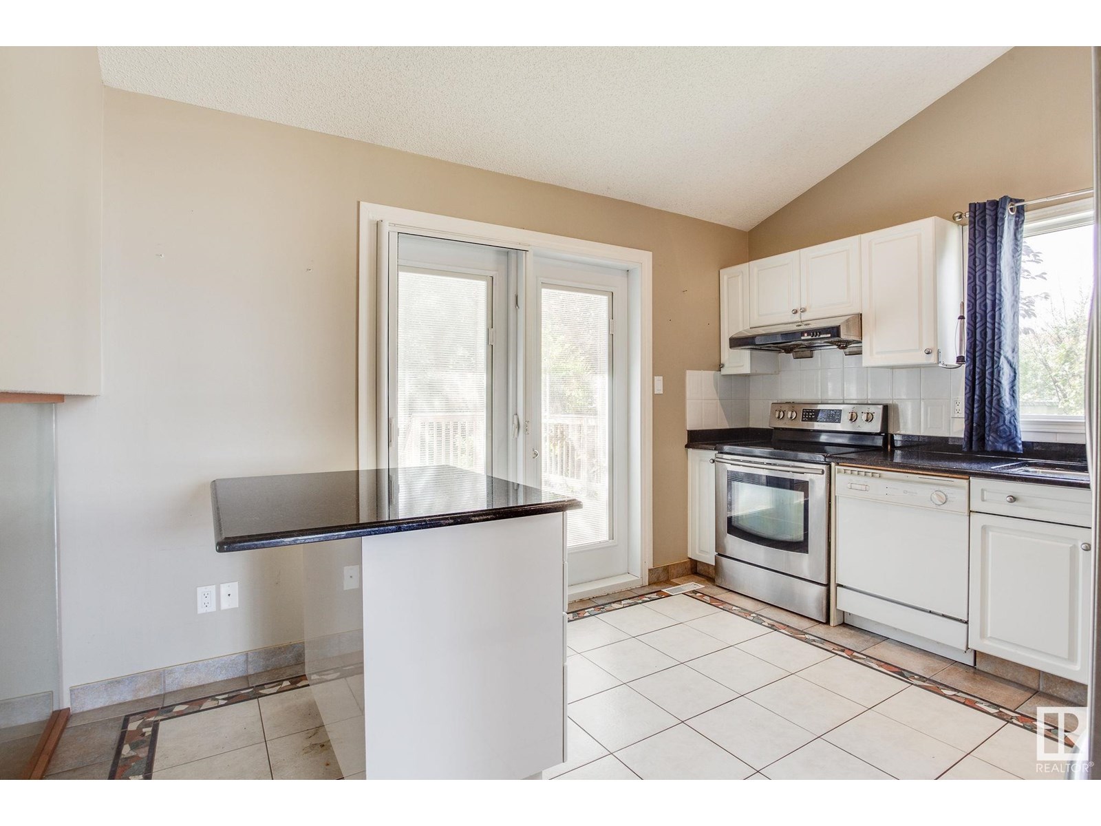 1175 Potter Greens Dr Nw, Edmonton, Alberta  T5T 5Y6 - Photo 10 - E4442140