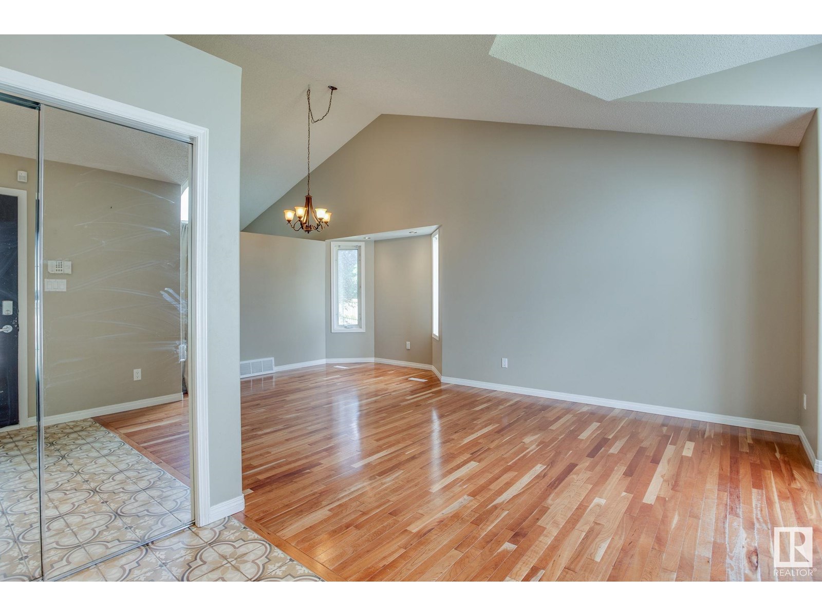 1175 Potter Greens Dr Nw, Edmonton, Alberta  T5T 5Y6 - Photo 4 - E4442140