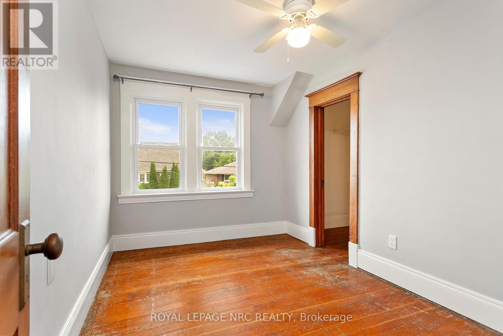 6334 Crawford Street, Niagara Falls, Ontario  L2E 5Y7 - Photo 17 - X12217779
