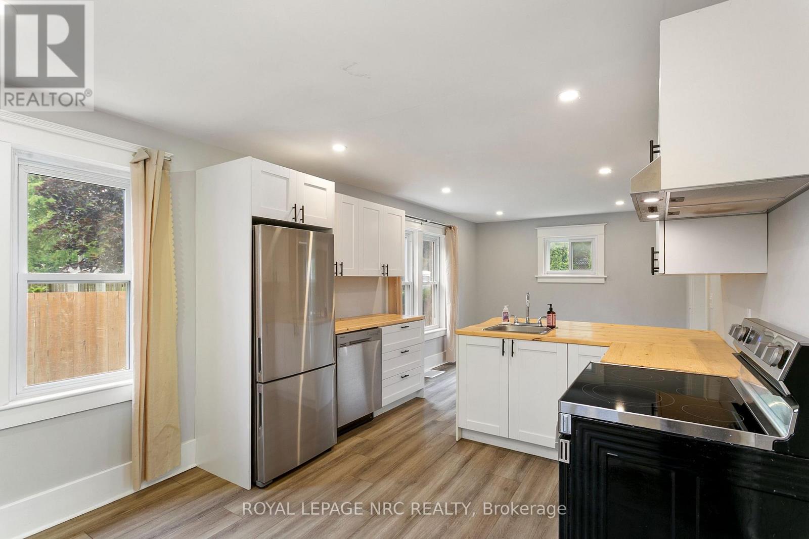 6334 Crawford Street, Niagara Falls, Ontario  L2E 5Y7 - Photo 6 - X12217779