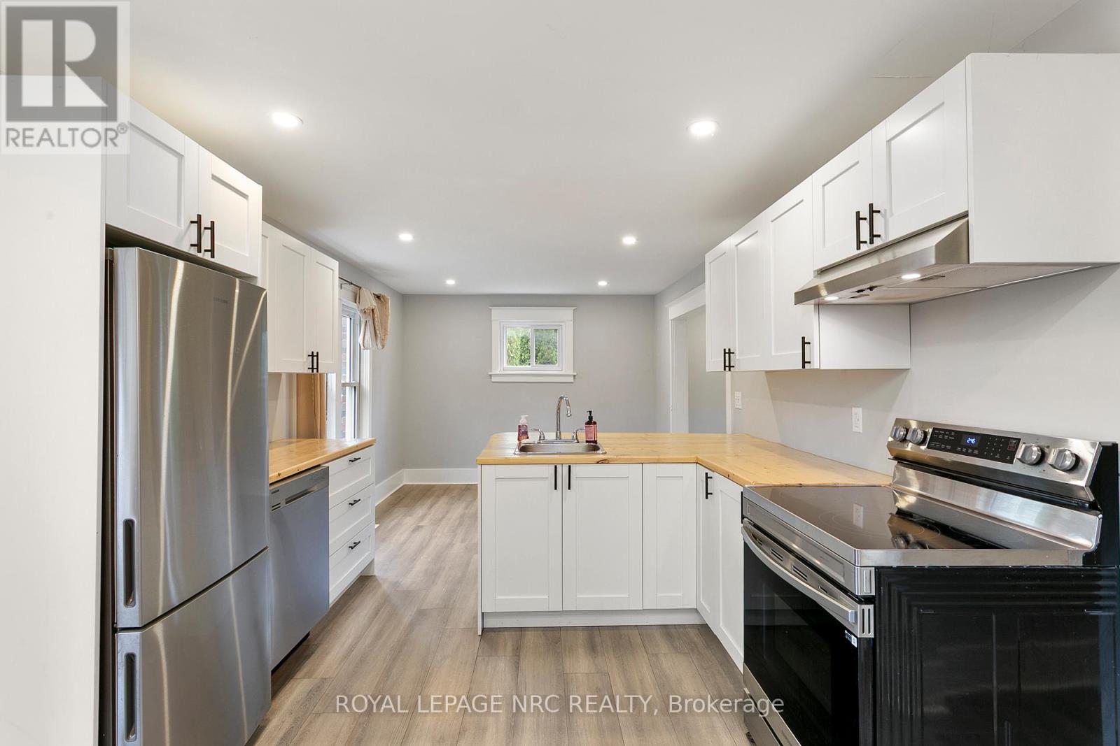 6334 Crawford Street, Niagara Falls, Ontario  L2E 5Y7 - Photo 7 - X12217779