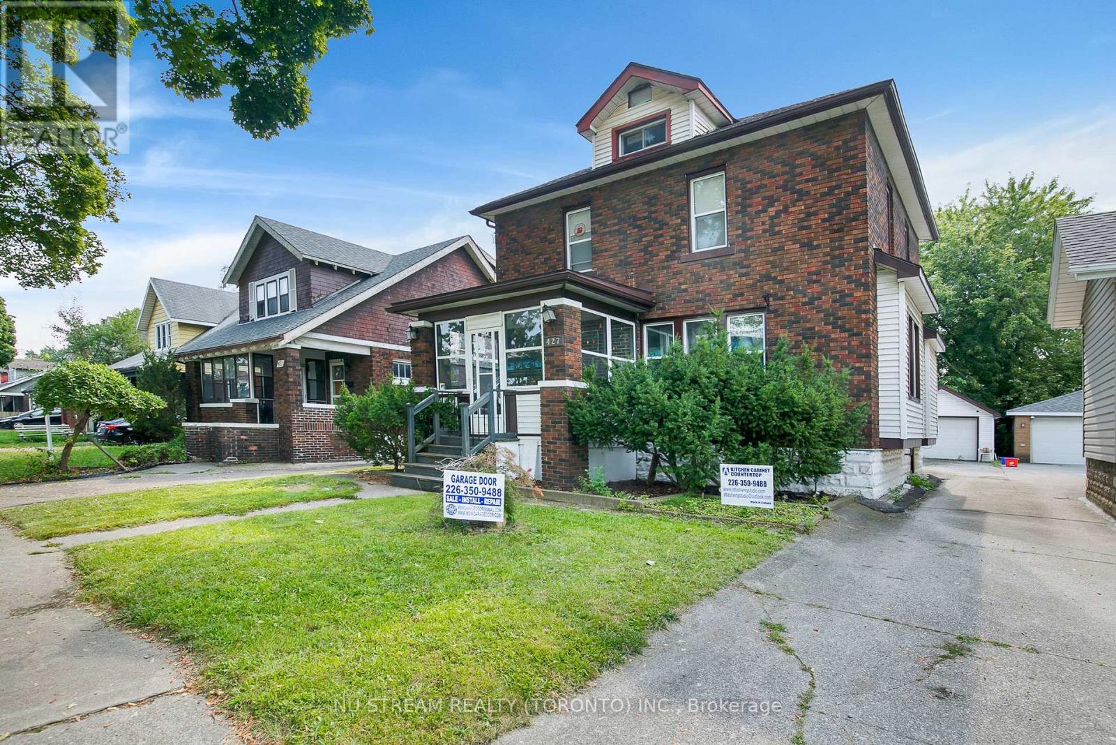 427 Indian Road, Windsor, Ontario  N9C 2M3 - Photo 34 - X12217731