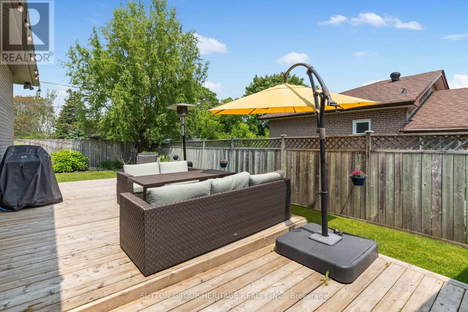 1406 Colmar Avenue, Pickering, Ontario  L1W 1C3 - Photo 37 - E12215785