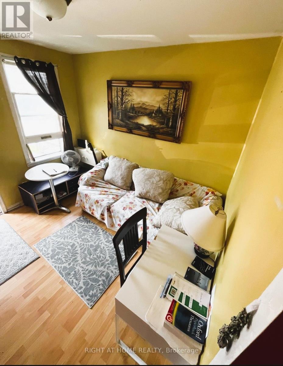 4 Lucy Avenue, Toronto, Ontario  M1L 1A2 - Photo 2 - E12217723