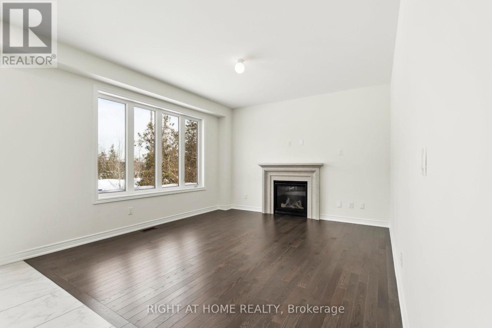 1286 Davis Loop, Innisfil (Lefroy), Ontario  L0L 1W0 - Photo 12 - N12217695