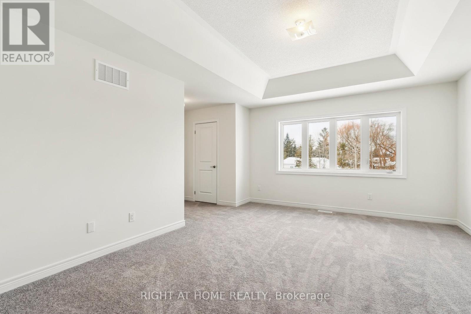 1286 Davis Loop, Innisfil (Lefroy), Ontario  L0L 1W0 - Photo 14 - N12217695