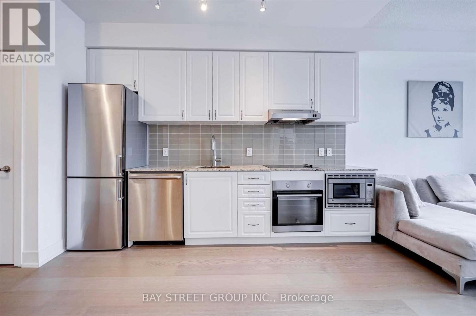 719 - 7 Kenaston Gardens, Toronto, Ontario  M2K 0E9 - Photo 9 - C12217776