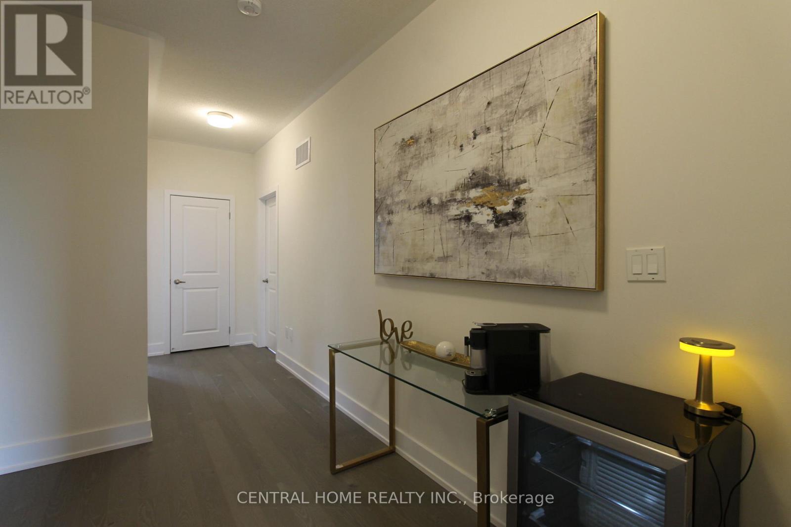 17 Knollview Lane, Richmond Hill, Ontario  L4E 1H7 - Photo 17 - N12217781