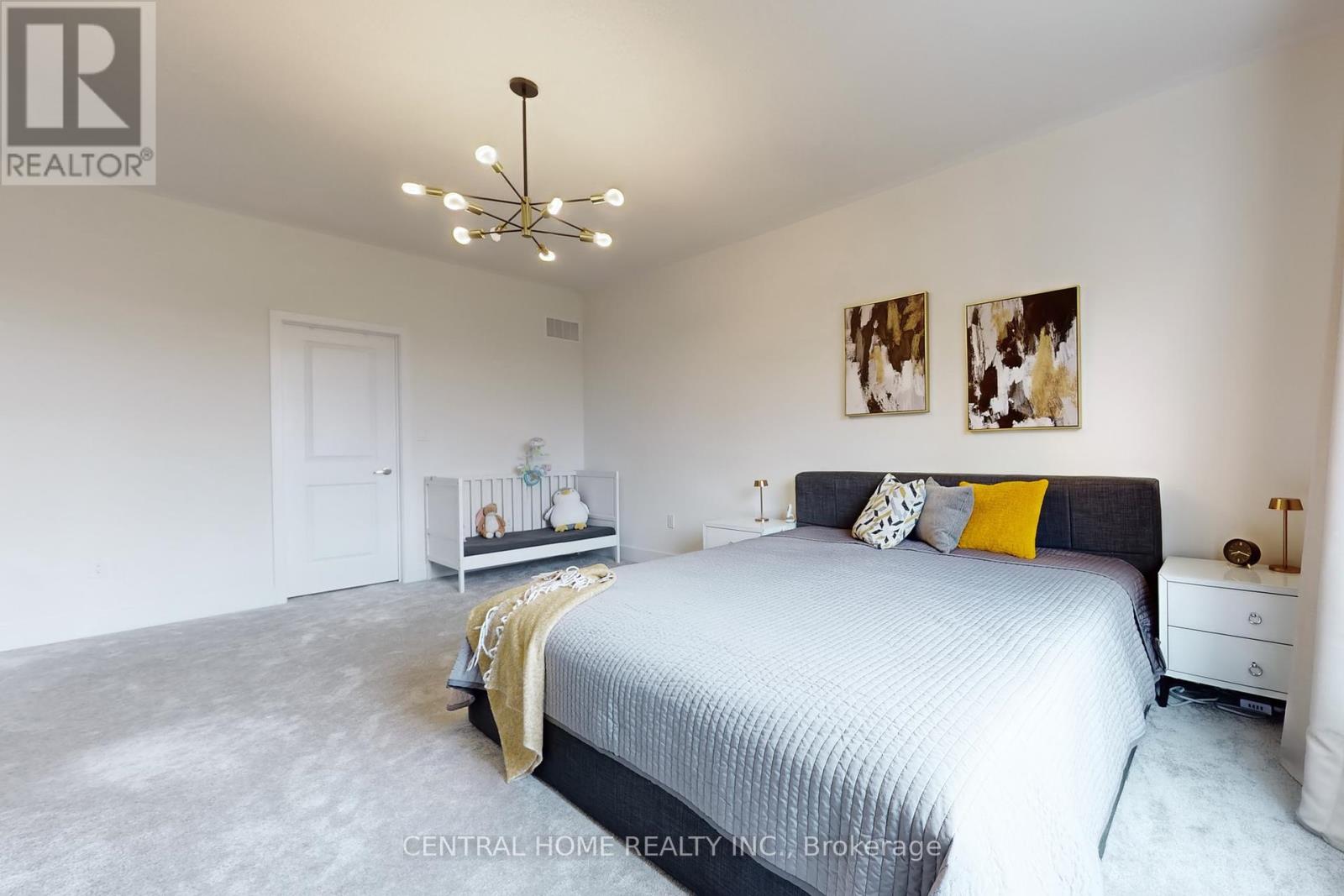 17 Knollview Lane, Richmond Hill, Ontario  L4E 1H7 - Photo 20 - N12217781