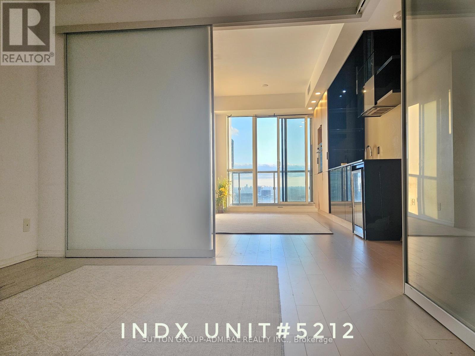 5212 - 70 Temperance Street, Toronto, Ontario  M5H 4E8 - Photo 4 - C12214498