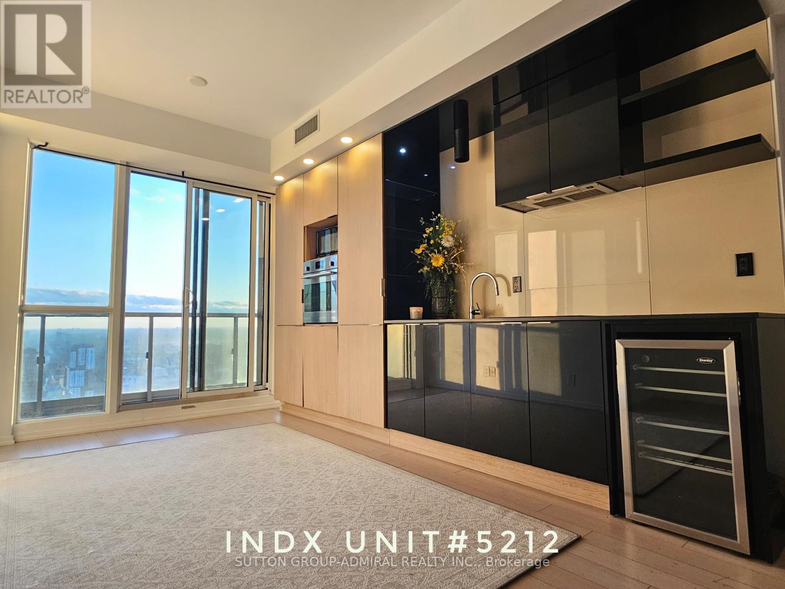 5212 - 70 Temperance Street, Toronto, Ontario  M5H 4E8 - Photo 6 - C12214498