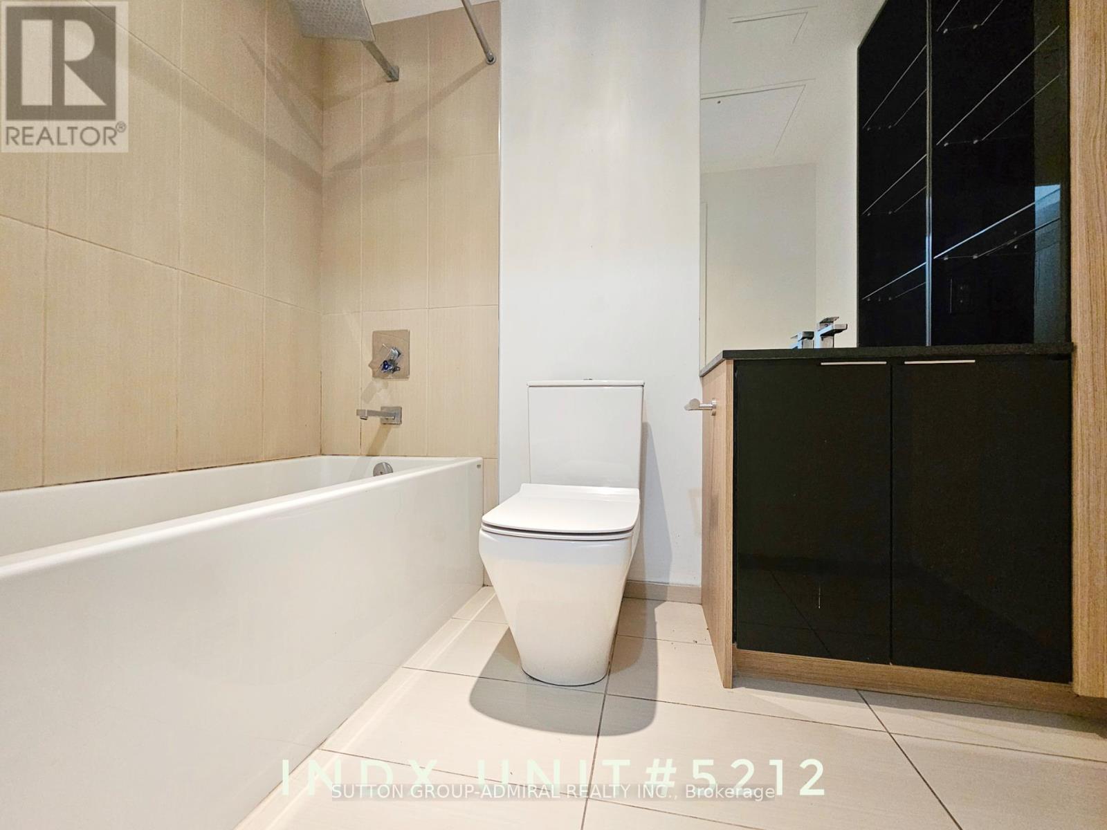 5212 - 70 Temperance Street, Toronto, Ontario  M5H 4E8 - Photo 7 - C12214498