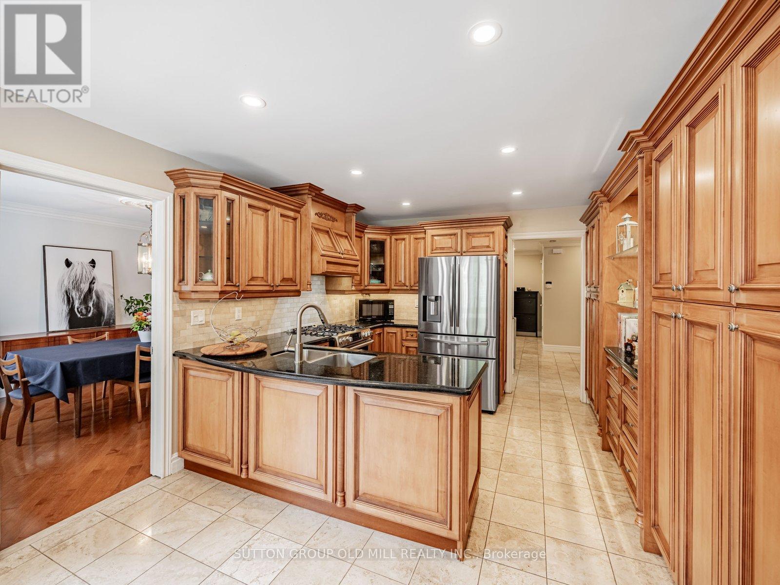2965 Mulberry Drive, Oakville, Ontario  L6J 7H8 - Photo 13 - W12200609