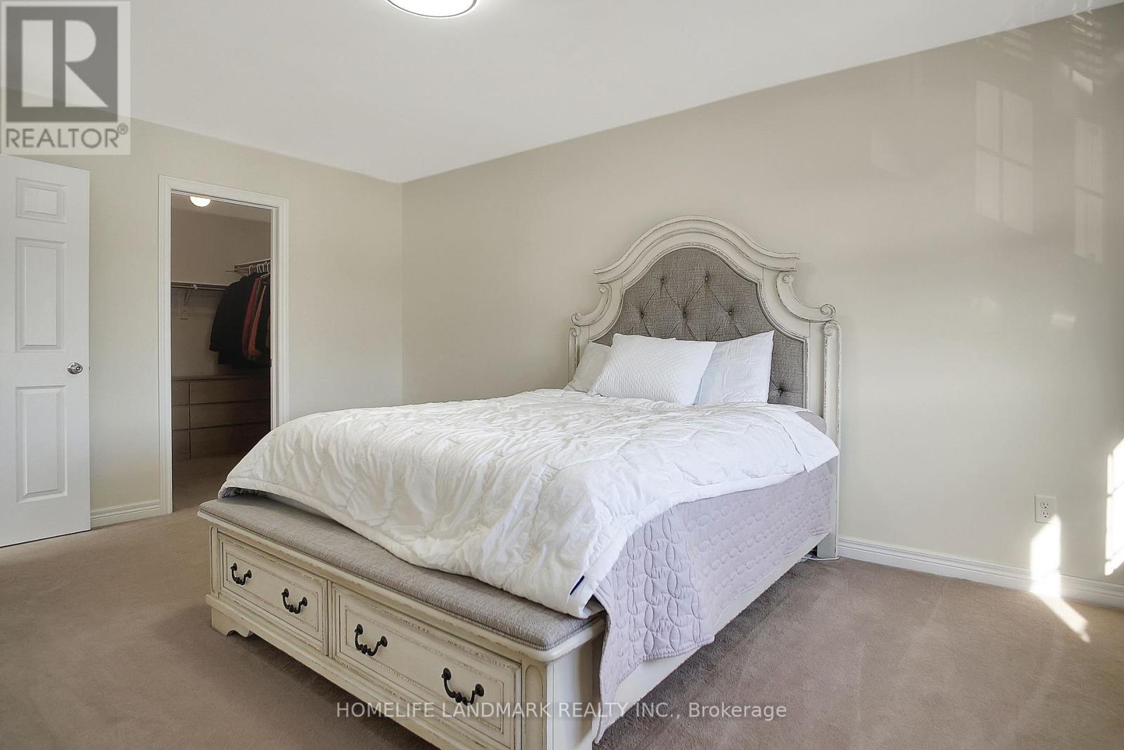 328 Vincent Drive, North Dumfries, Ontario  N0B 1E0 - Photo 14 - X12217767