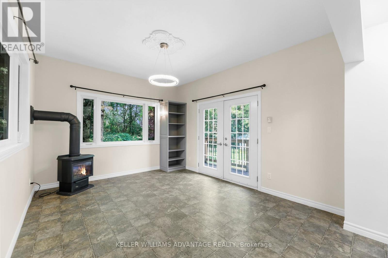 458 Three Valleys Crescent, London South (South J), Ontario  N5Z 3E7 - Photo 10 - X12217768