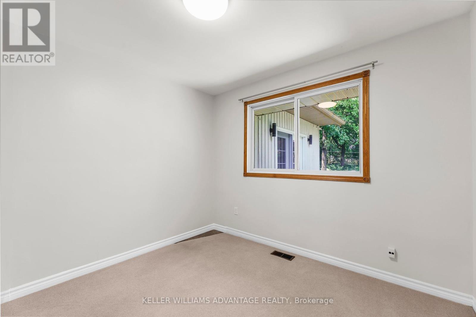 458 Three Valleys Crescent, London South (South J), Ontario  N5Z 3E7 - Photo 24 - X12217768
